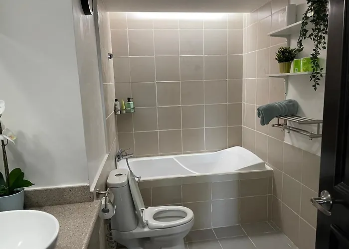 Luxurious & Spacious At The Heart Of
